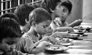 Anak Yatim Harus Bisa Bersekolah