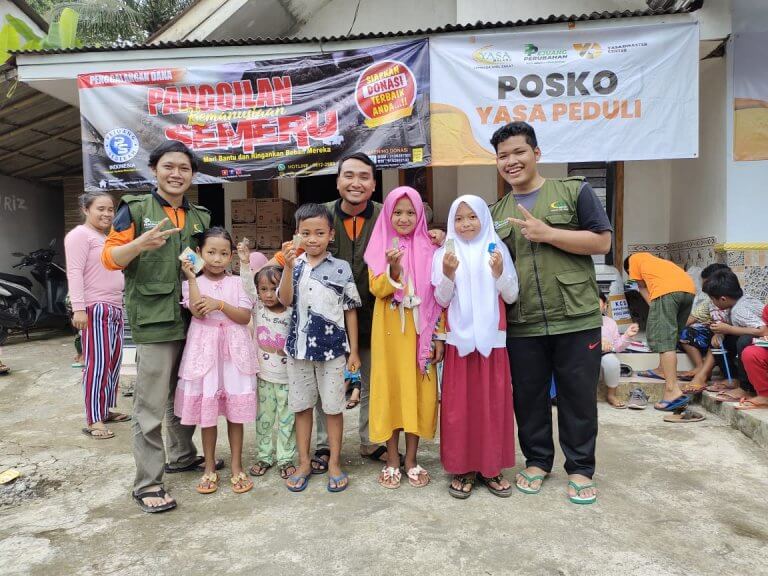 Anak anak semeru