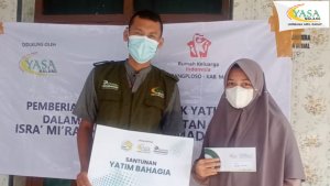 Peduli anak Yatim