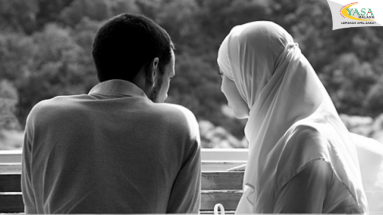 SUAMI ISTRI JATUH CINTA LAGI