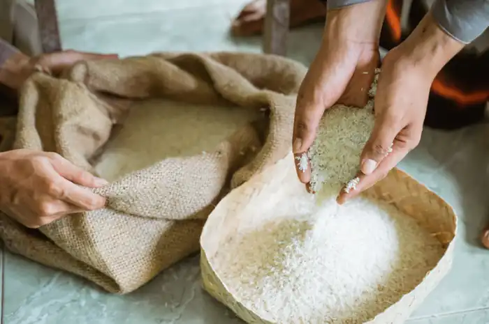 Membayar Zakat Menyucikan Jiwa dan Harta - https://www.yasapeduli.org/
