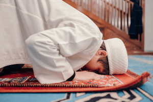 Panduan Shalat 5 Waktu yang Benar